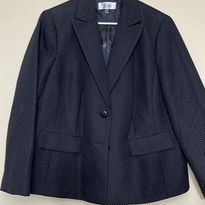 Black LeSuit 16W blazer